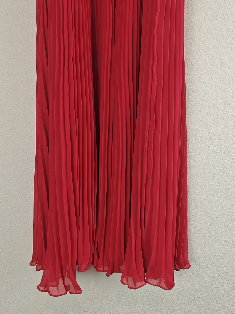 Hailey by Adrianna Papell Pink Pleated Halter Cocktail Dress Cutout Waist Size 0 - Picture 3 of 16